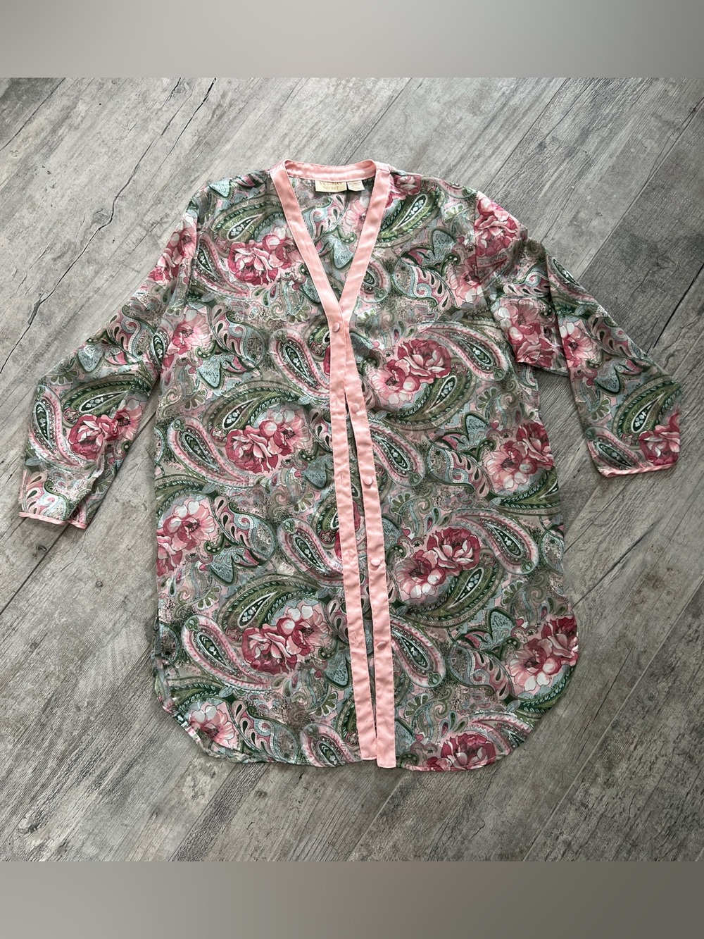 Victoria's Secret Vintage Girlhoodcore Pink Floral Paisley Button up Robe Sz M/L